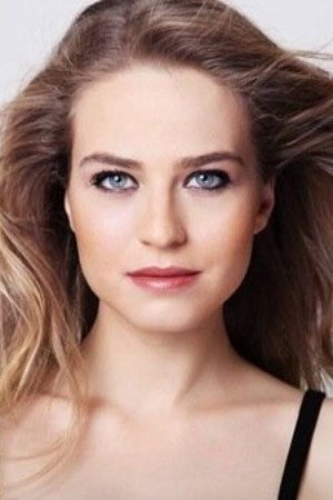 Nurhak Mine Söz portrait