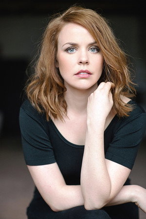 Noémie O'Farrell portrait