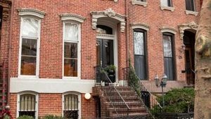 1860s Italianate Townhome