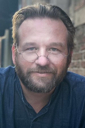 Dallas Roberts