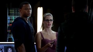 Arrow S02E03