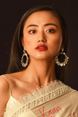 Andrea Kevichusa portrait