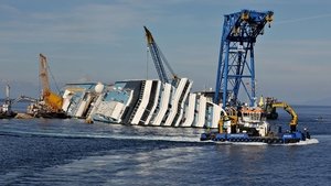 Image Sunken Ship Rescue