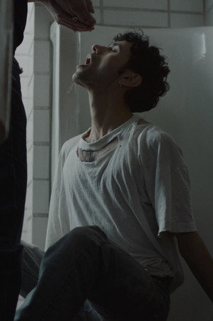 Poster for Samodiva [kissing choir]
