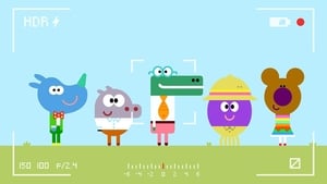 Hey Duggee The Family Photo Badge