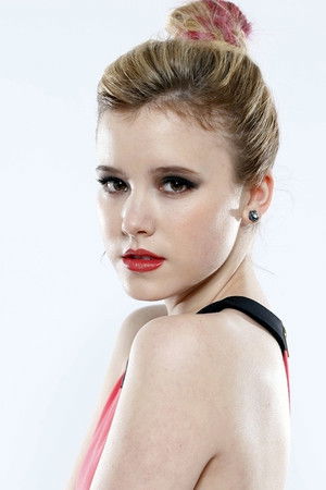 Taylor Spreitler photo
