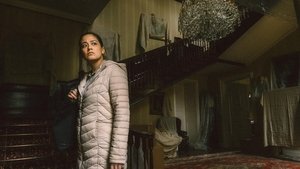 La Cuidadora de la Mansión Garret (2023) DVDRIP LATINO
