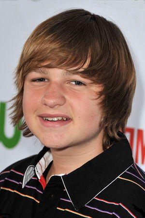 Angus T. Jones photo