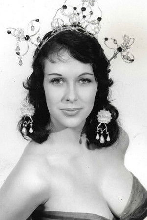 Marie Devereux photo