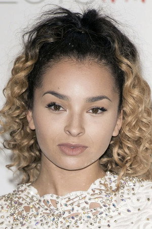 Ella Eyre portrait