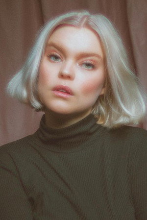 Rosa Salomaa portrait