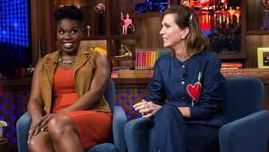 Image Kristen Wiig & Leslie Jones