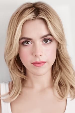 Foto retrato de Kiernan Shipka