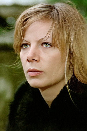 Aida Gouveia portrait