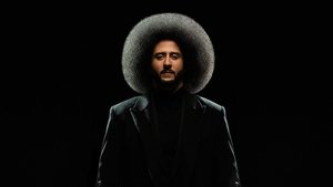 Colin Kaepernick: Feketén-fehéren