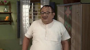 The siblings instigate a fight between Happu-Rajesh - Happu Ki Ultan Paltan