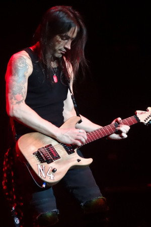 Nuno Bettencourt portrait