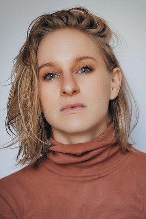 Claudia Artner portrait