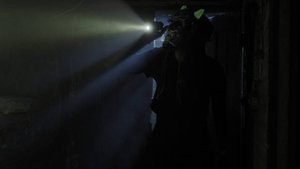 El Mal Vive Aquí (2024) DVDRIP LATINO