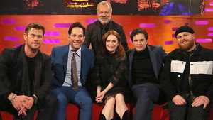 Chris Hemsworth, Paul Rudd, Julianne Moore, Emilia Clarke, Kit Harington, Tom Walker - Episode 2