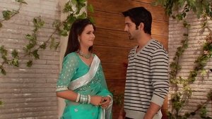 Iss Pyaar Ko Kya Naam Doon? Lavanya consoles Arnav