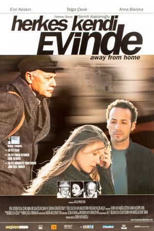 Poster Herkes Kendi Evinde 2001