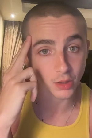 Timothee_Chalamet_internal_brand_marketing_meeting_MartySupreme_11.08.2025.mp4