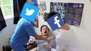I HATE SOCIAL NETWORKS