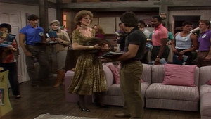 Madame est servie - Madame est servie - Saison 2 - Attention, on nous regarde - image n°1