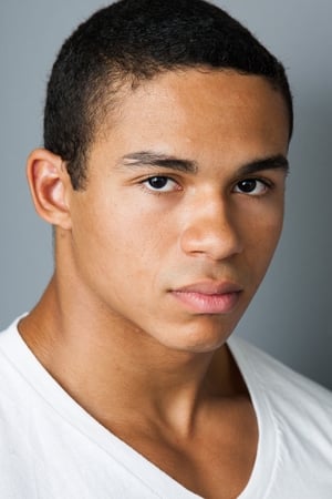 Foto retrato de Noah Gray-Cabey