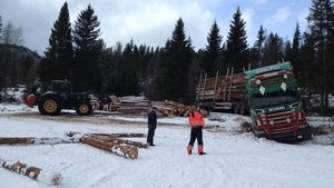 Ice Road Rescue Stuck Trucks