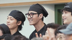 Bonjour Bakery: 1×8