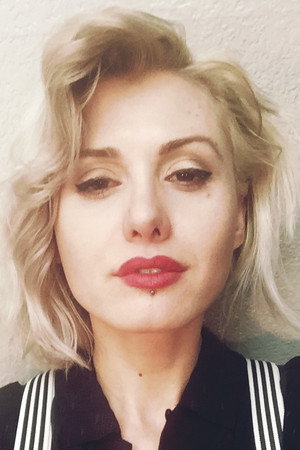 Alma Saraci portrait