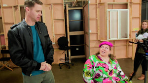 Successful People: 2×6 {year} Online En Netflix