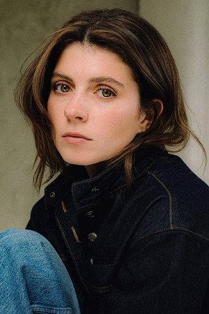 Emily Bader portrait