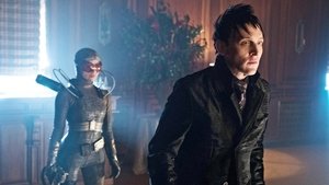 Gotham: Season 3 Episode 18 – Heroes Rise: Light the Wick