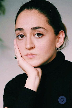 Eda Akalın portrait