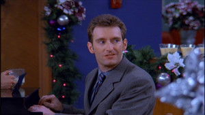 Just Shoot Me!: 3×10