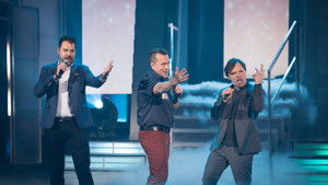 En direct de l’univers: 10×23 {year} Online En Netflix