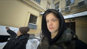 Manezhnaya, 6. The story of one courtyard