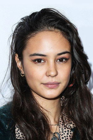 Courtney Eaton photo
