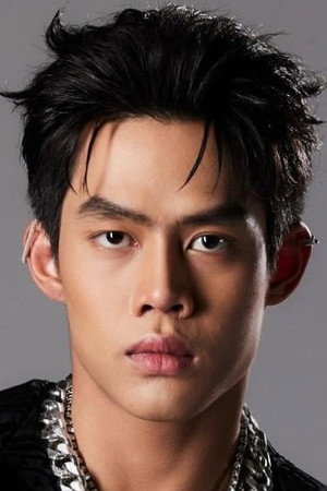 Diễn viên Pom Kamonpop Kaewdiao