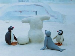 Pingu Pingu Builds a Snowman