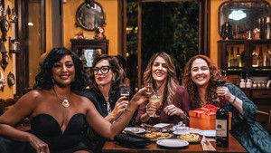 Juntas & Separadas: 1×1