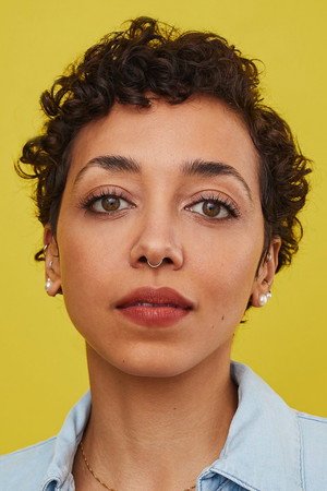 Claire Saunders portrait