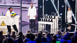 Lâchés lousses: 2×1 {year} Online In Netflix