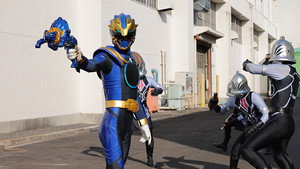 No. 1 Sentai Gozyuger: 1×2