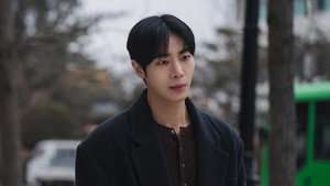 Between Steps Season 1 episode 10