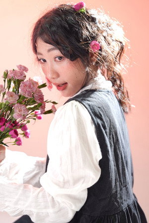 Kim Thơ