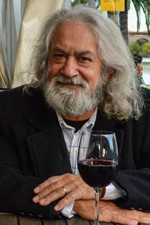 Roberto Gonzalez photo 2